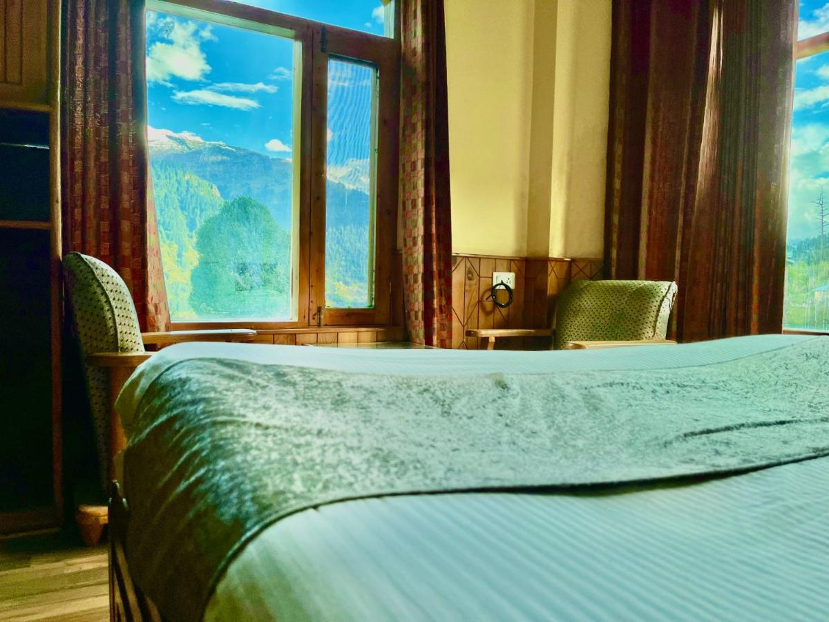 Woods Villa- A Luxury Mountains View Cottages Manāli Kültér fotó
