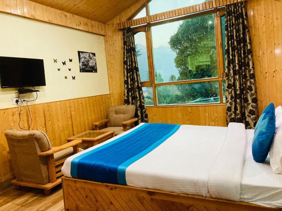 Woods Villa- A Luxury Mountains View Cottages Manāli Kültér fotó